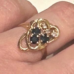 VINTAGE 14k gold sapphire diamond ring